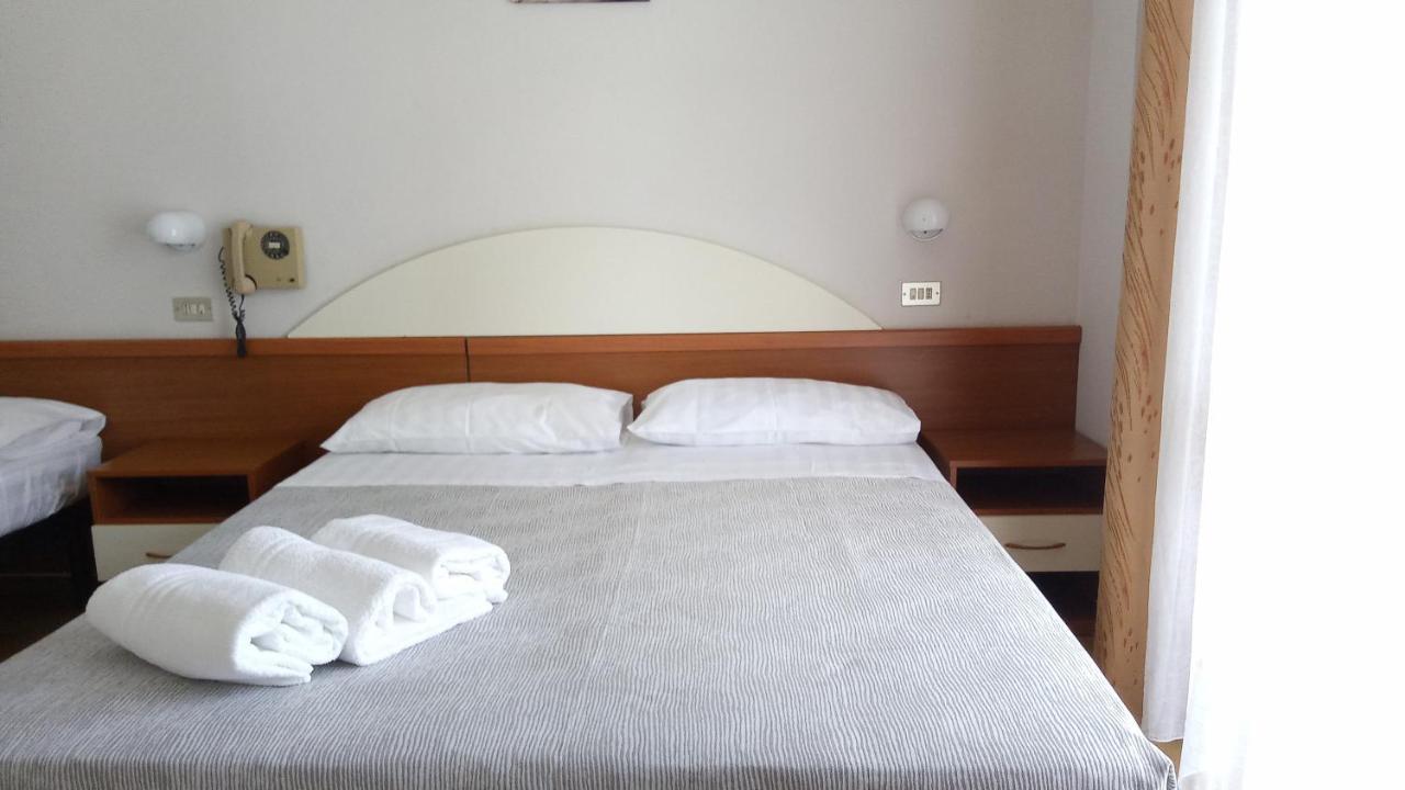 Hotel Meeting Bellaria-Igea Marina Extérieur photo