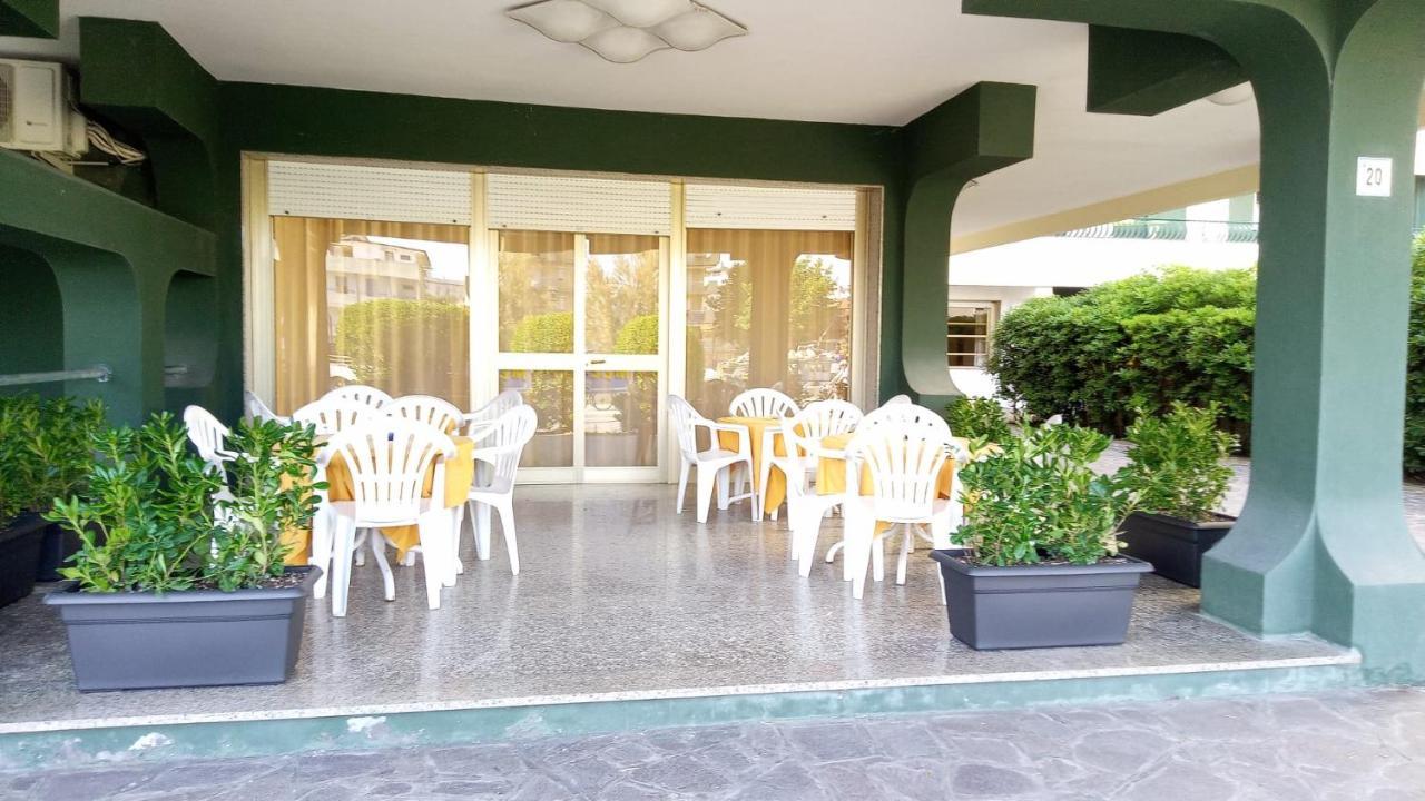 Hotel Meeting Bellaria-Igea Marina Extérieur photo